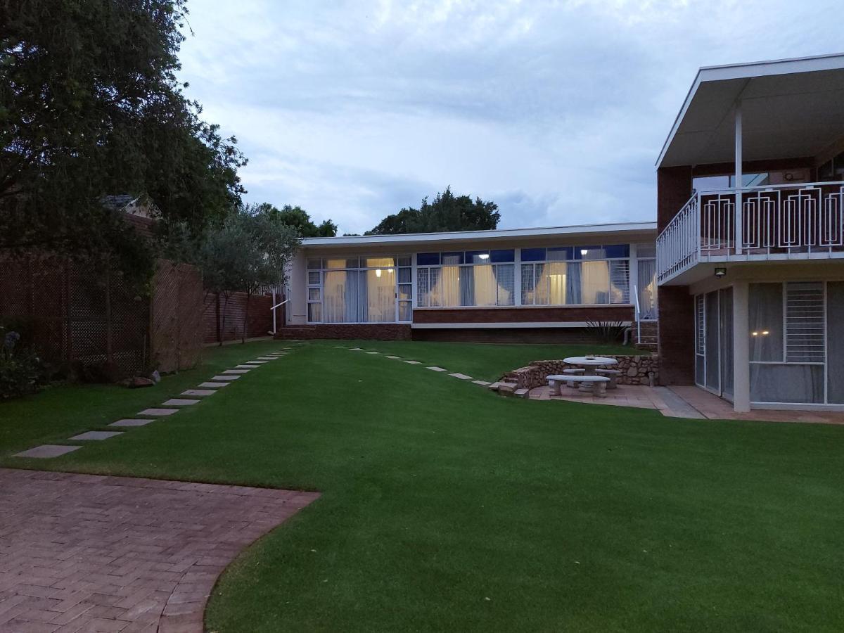 Goedgedacht Guestrooms Potchefstroom Ngoại thất bức ảnh